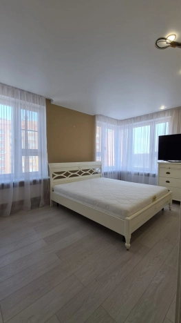 Купить трехкомнатную квартиру на улице Илимская в Москве. Вариант № 10951122, 7, площадь - квм, цена 19500000 рублей