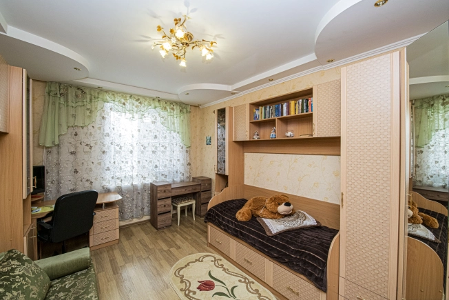 Купить трехкомнатную квартиру у метро Чкаловская в Нижнем Новгороде. Вариант № 740232, 4, площадь -  квм, цена 15300000 рублей