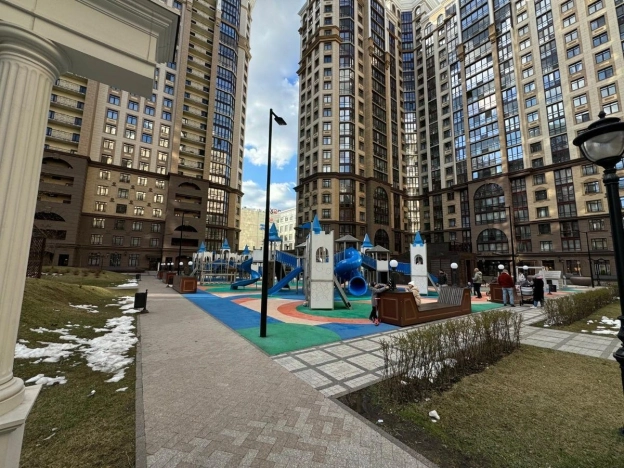Купить квартиру в Москве. Вариант № 7809713, 10, площадь - квм, цена 25000000 рублей