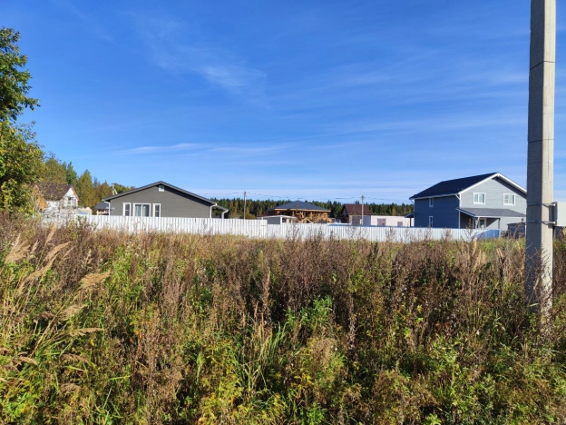 Купить земельный участок в Санкт-Петербурге. Вариант № 10308381, 10, площадь - квм, цена 1850000 рублей