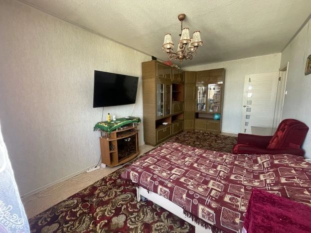 Купить двухкомнатную квартиру на вторичке на улице Парковая в Владимирской области. Вариант № 5922173, 4, площадь -  квм, цена 2000000 рублей