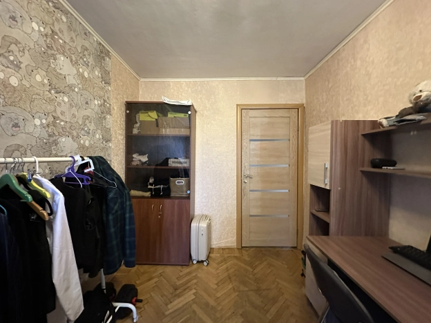 Купить трехкомнатную квартиру в Санкт-Петербурге. Вариант № 9327975, 4, площадь -  квм, цена 12900000 рублей