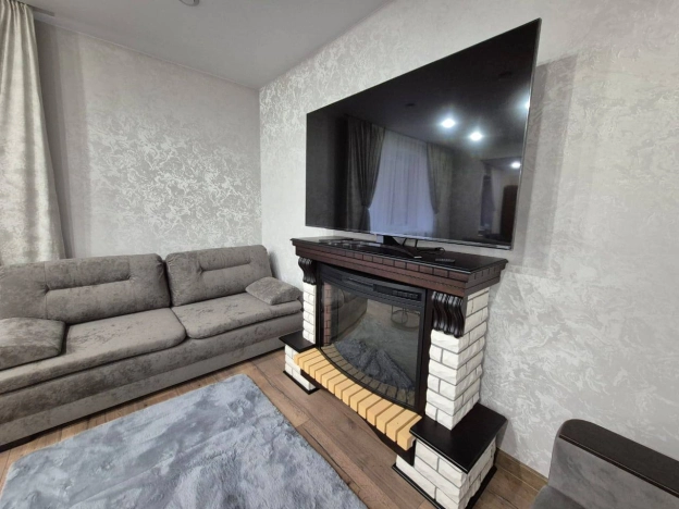 Купить трехкомнатную квартиру в Одинцове. Вариант № 9880621, 0, площадь -  квм, цена 25000000 рублей