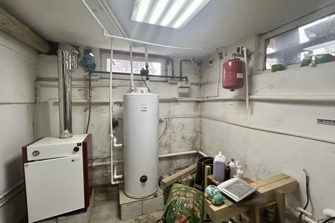 Купить дом в Москве. Вариант № 7589275, 38, площадь -  квм, цена 45000000 рублей