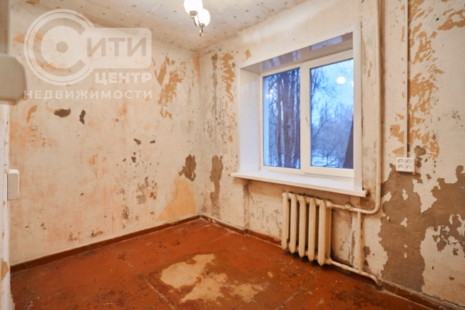 Купить однокомнатную квартиру на улице Героев Сибиряков в Воронеже. Вариант № 5469056, 5, площадь -  квм, цена 2300000 рублей