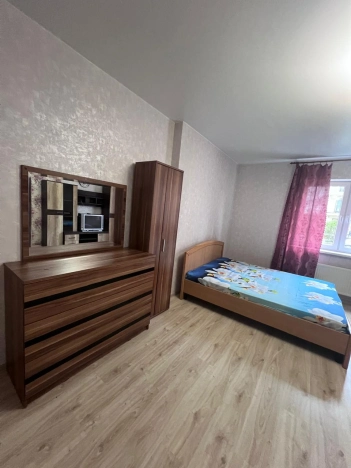 Снять квартиру в Калининградской области. Вариант № 6618117, 17, площадь - квм, цена 30000 рублей