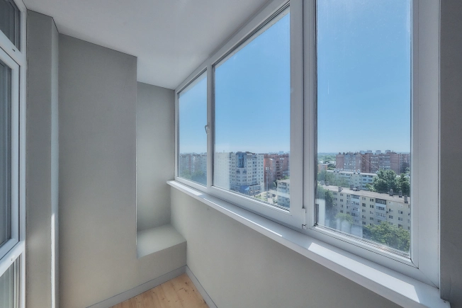 Купить однокомнатную квартиру в районе Железнодорожный в Рязани. Вариант № 47930, 3, площадь -  квм, цена 8770000 рублей