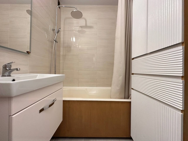 Купить однокомнатную квартиру в районе Приморский в Санкт-Петербурге. Вариант № 8409641, 14, площадь -  квм, цена 10850000 рублей