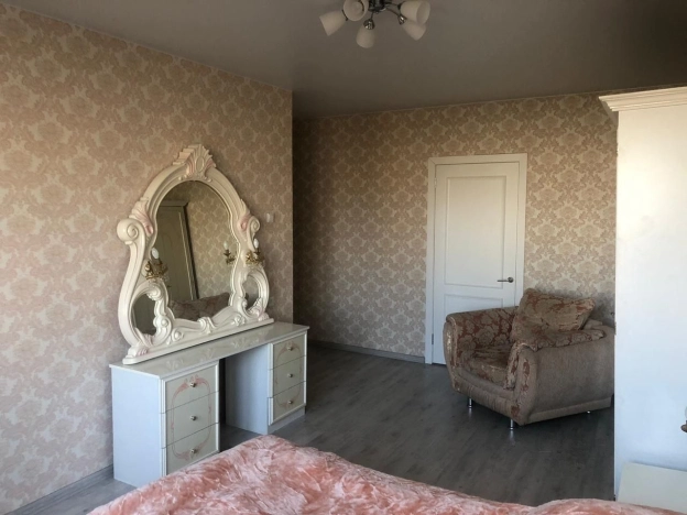 Купить трехкомнатную квартиру на вторичке у метро Терехово в Москве. Вариант № 10784348, 0, площадь - квм, цена 16800000 рублей