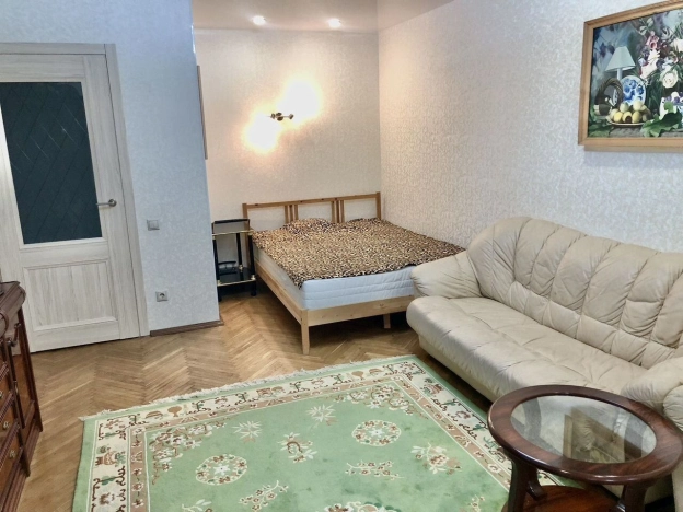 Купить квартиру в Москве. Вариант № 7737685, 2, площадь - квм, цена 18500000 рублей