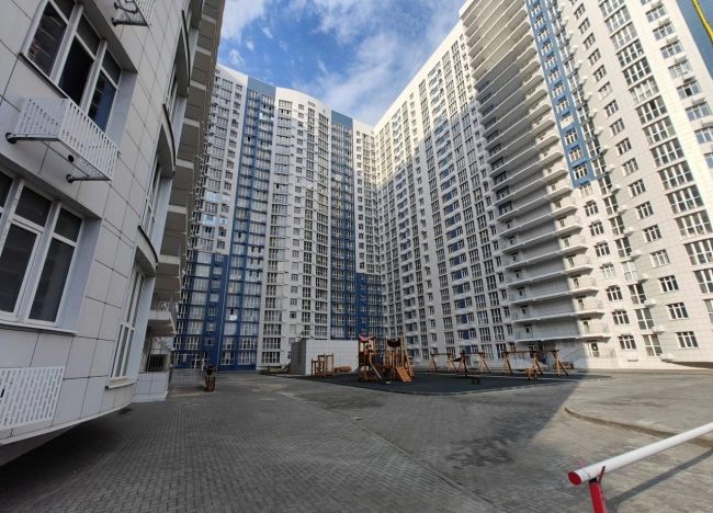 Купить однокомнатную квартиру в Ростовской области. Вариант № 908629, 12, площадь -  квм, цена 6500000 рублей