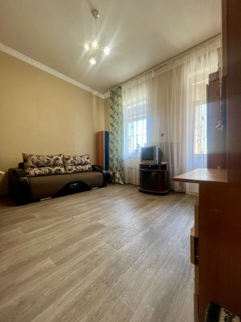 Купить двухкомнатную квартиру на вторичке в Пензенской области. Вариант № 38773, 6, площадь -  квм, цена 6500000 рублей