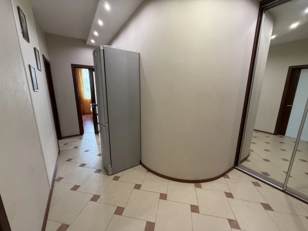 Купить двухкомнатную квартиру на вторичке у метро Улица Горчакова в Москве. Вариант № 53819, 11, площадь -  квм, цена 12300000 рублей