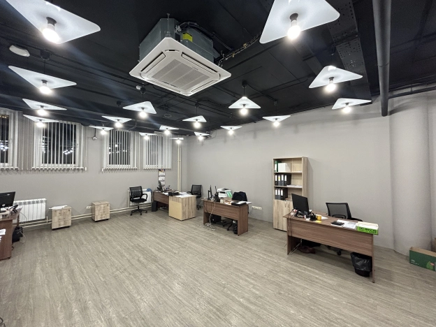 Купить коммерческую недвижимость свободного назначения в Новосибирске. Вариант № 53991, 6, площадь -  квм, цена 30400000 рублей