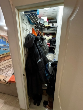 Купить двухкомнатную квартиру в Омске. Вариант № 3815579, 18, площадь -  квм, цена 4600000 рублей