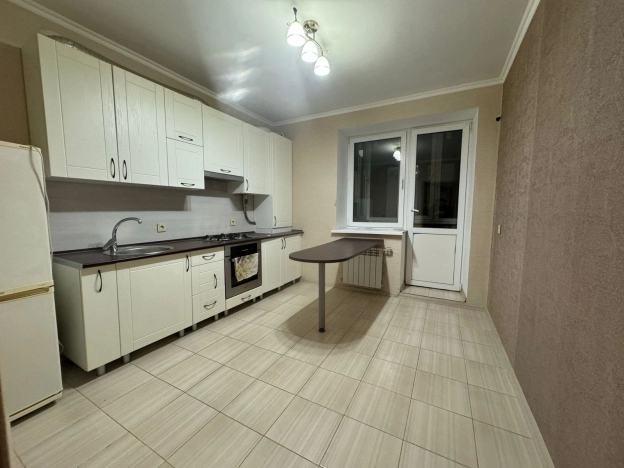 Купить двухкомнатную квартиру в Микрорайоне 2-й, Элиста в Элисте. Вариант № 22092, 1, площадь -  квм, цена 6400000 рублей