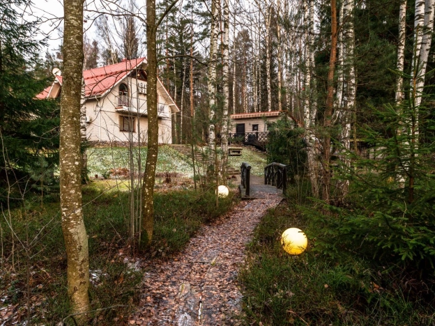 Купить дом в районе Выборгский в Санкт-Петербурге. Вариант № 23826, 31, площадь -  квм, цена 55000000 рублей