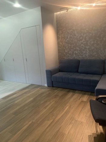 Купить таунхаус в Ленинградской области. Вариант № 9942884, 25, площадь -  квм, цена 18500000 рублей