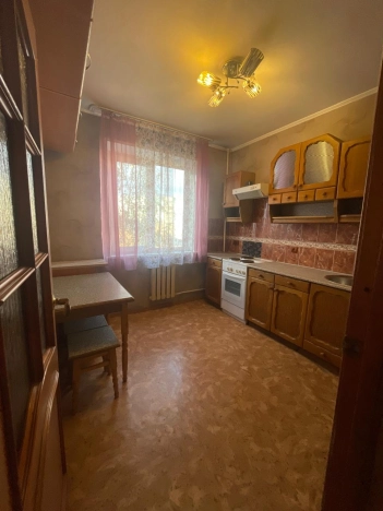 Купить трехкомнатную квартиру в районе Ленинский в Новосибирске. Вариант № 40405, 2, площадь -  квм, цена 5750000 рублей