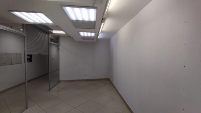 Снять коммерческую недвижимость в Омске. Вариант № 8968455, 10, площадь -  квм, цена 20000 рублей