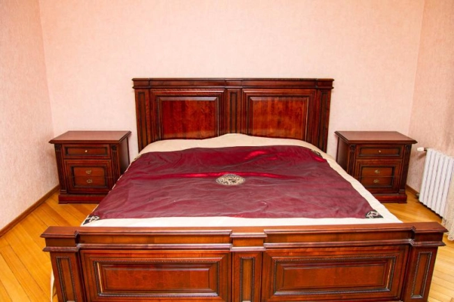 Купить дом на улице Вертковская в Новосибирске. Вариант № 2341, 19, площадь -  квм, цена 24500000 рублей