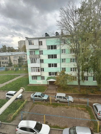 Купить квартиру на вторичке в Уфе. Вариант № 6159918, 18, площадь -  квм, цена 3900000 рублей