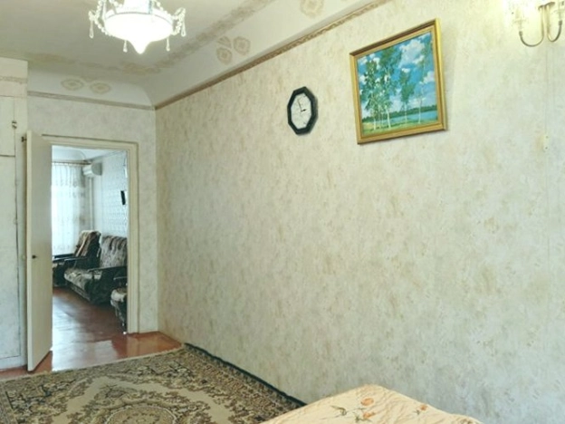 Купить трехкомнатную квартиру в Ростовской области. Вариант № 6239266, 6, площадь -  квм, цена 5500000 рублей