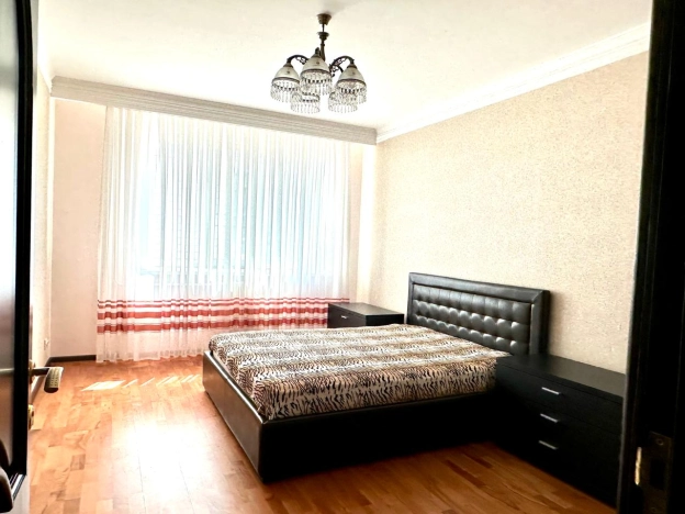 Купить трехкомнатную квартиру в Калуге. Вариант № 235911, 9, площадь -  квм, цена 21000000 рублей