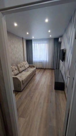 . Вариант № 8458654, 2, площадь - 42 квм, цена 45000 рублей