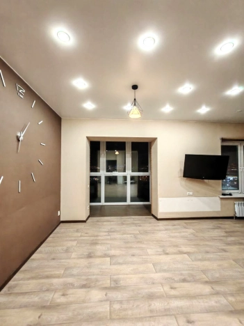 Купить двухкомнатную квартиру в Иркутске. Вариант № 8029317, 5, площадь -  квм, цена 12300000 рублей