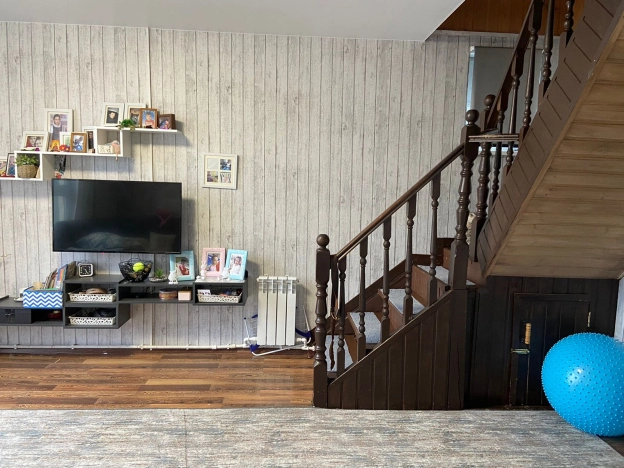 Купить дом на улице Благодарная в Бердске. Вариант № 5728, 9, площадь -  квм, цена 7550000 рублей