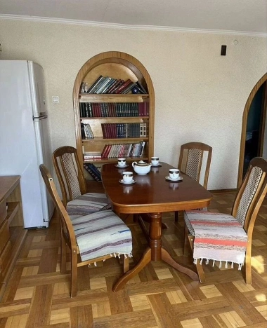 Купить трехкомнатную квартиру в Ростовской области. Вариант № 6809408, 10, площадь -  квм, цена 8300000 рублей