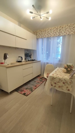 Купить трехкомнатную квартиру в Ростовской области. Вариант № 3651933, 0, площадь -  квм, цена 5500000 рублей