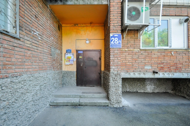 Купить трехкомнатную квартиру в районе Ленинский в Новосибирске. Вариант № 54252, 25, площадь -  квм, цена 8900000 рублей