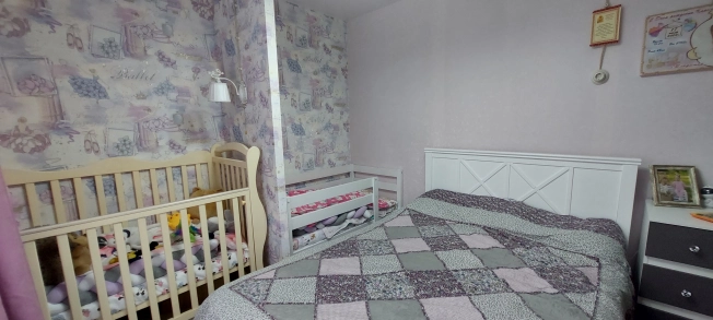 Купить однокомнатную квартиру на улице Железнодорожная в Владимирской области. Вариант № 10670, 4, площадь -  квм, цена 2500000 рублей