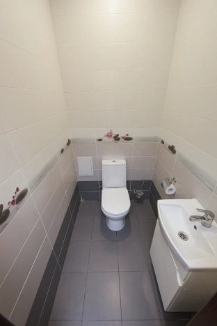 Купить трехкомнатную квартиру в районе Центральный в Калининграде. Вариант № 312672, 13, площадь -  квм, цена 12500000 рублей