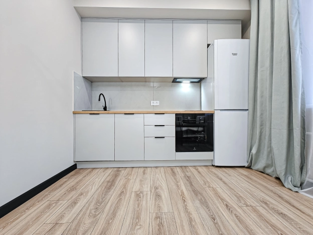 Купить квартиру в Новосибирске. Вариант № 10860122, 3, площадь - квм, цена 8200000 рублей