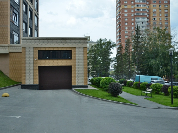 Купить двухкомнатную квартиру в районе Заельцовский в Новосибирске. Вариант № 2950495, 4, площадь -  квм, цена 12900000 рублей