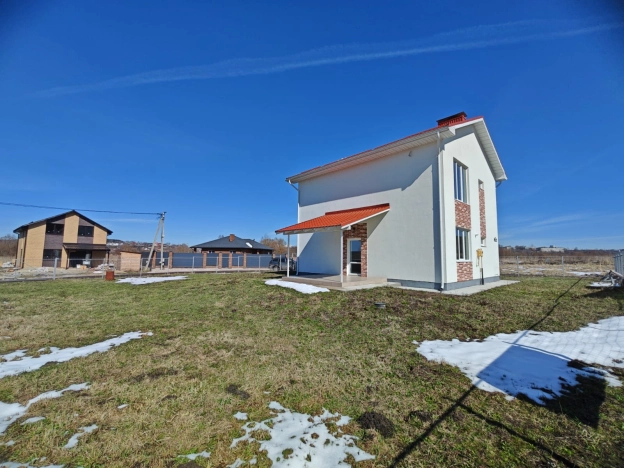 Купить дом на улице Дачная в Калуге. Вариант № 36034, 26, площадь -  квм, цена 10990000 рублей