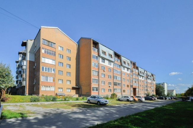 Купить однокомнатную квартиру в районе Советский в Новосибирске. Вариант № 3467173, 19, площадь -  квм, цена 4950000 рублей