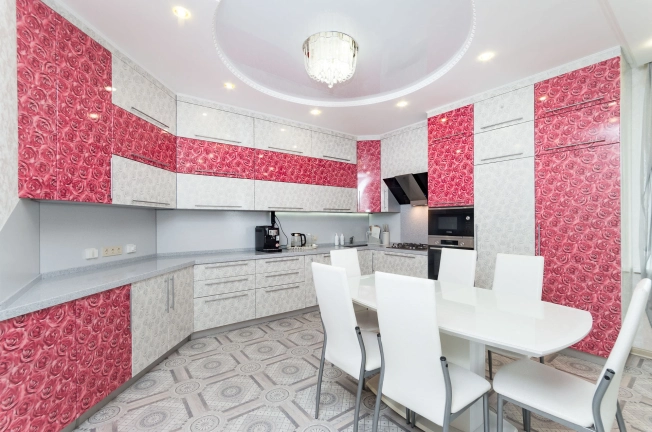 Купить дом в Микрорайоне Восточный, Тобольск в Тобольске. Вариант № 2349568, 2, площадь -  квм, цена 15300000 рублей