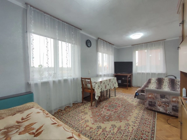 Купить дом на улице Совхозная в Тюменской области. Вариант № 8854245, 3, площадь -  квм, цена 2800000 рублей