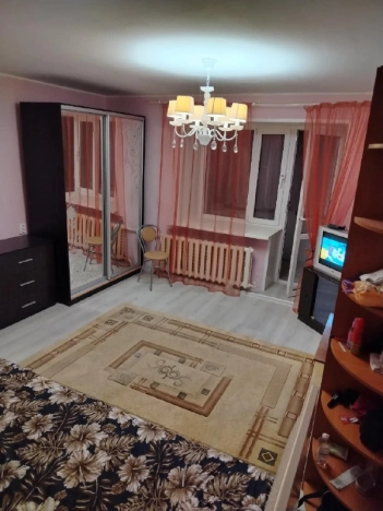 Снять квартиру в Тобольске. Вариант № 9675265, 7, площадь -  квм, цена 30000 рублей