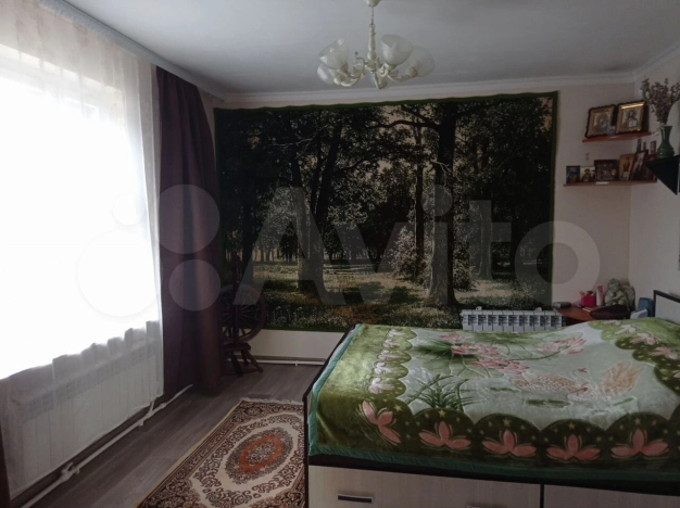 Купить дом на улице Набережная в Тюменской области. Вариант № 28221, 17, площадь -  квм, цена 4500000 рублей