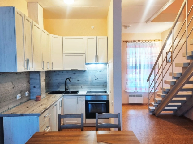 Купить квартиру на улице Сплавная в Республике Карелия. Вариант № 5388026, 1, площадь -  квм, цена 4400000 рублей