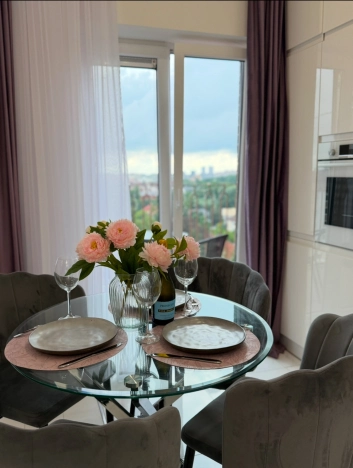 Снять квартиру в районе Ленинградский в Калининграде. Вариант № 9045738, 2, площадь -  квм, цена 75000 рублей