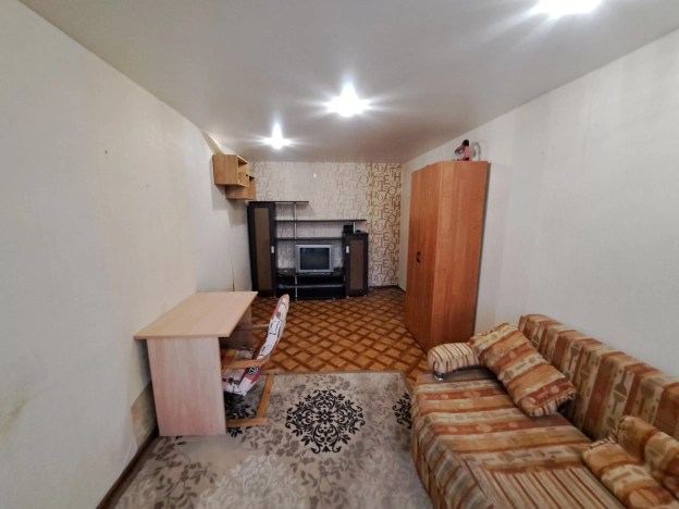 Купить квартиру в Воронеже. Вариант № 10031033, 4, площадь - квм, цена 3320000 рублей