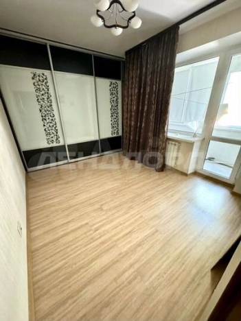 Купить четырехкомнатную квартиру в районе Кировский в Ростове-на-Дону. Вариант № 9705024, 3, площадь -  квм, цена 10160000 рублей