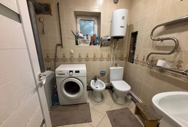 Купить дом в Элисте. Вариант № 48447, 5, площадь -  квм, цена 6800000 рублей