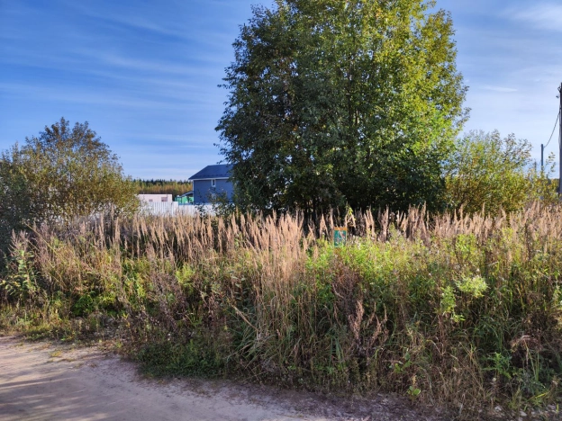 Купить земельный участок в Санкт-Петербурге. Вариант № 10308381, 12, площадь - квм, цена 1850000 рублей